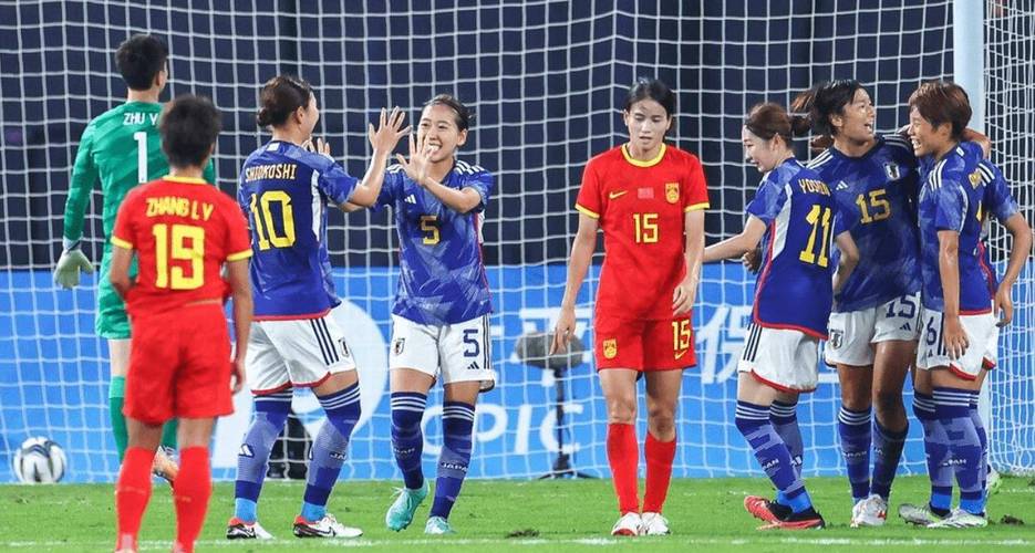 女足亚洲杯半决赛解说