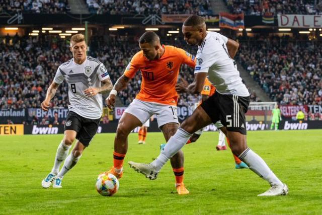 德国主场2-4惨遭荷兰逆转